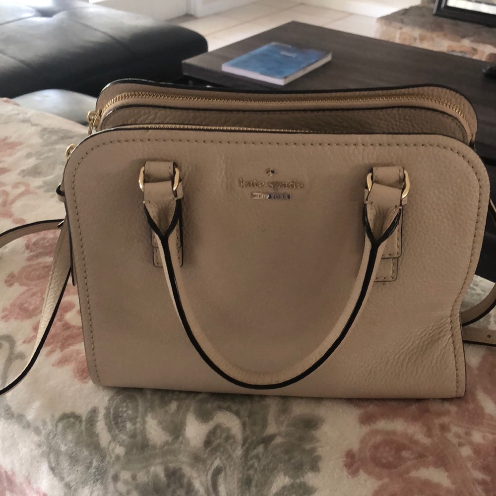 Kate Spade crossbody in excellent condition